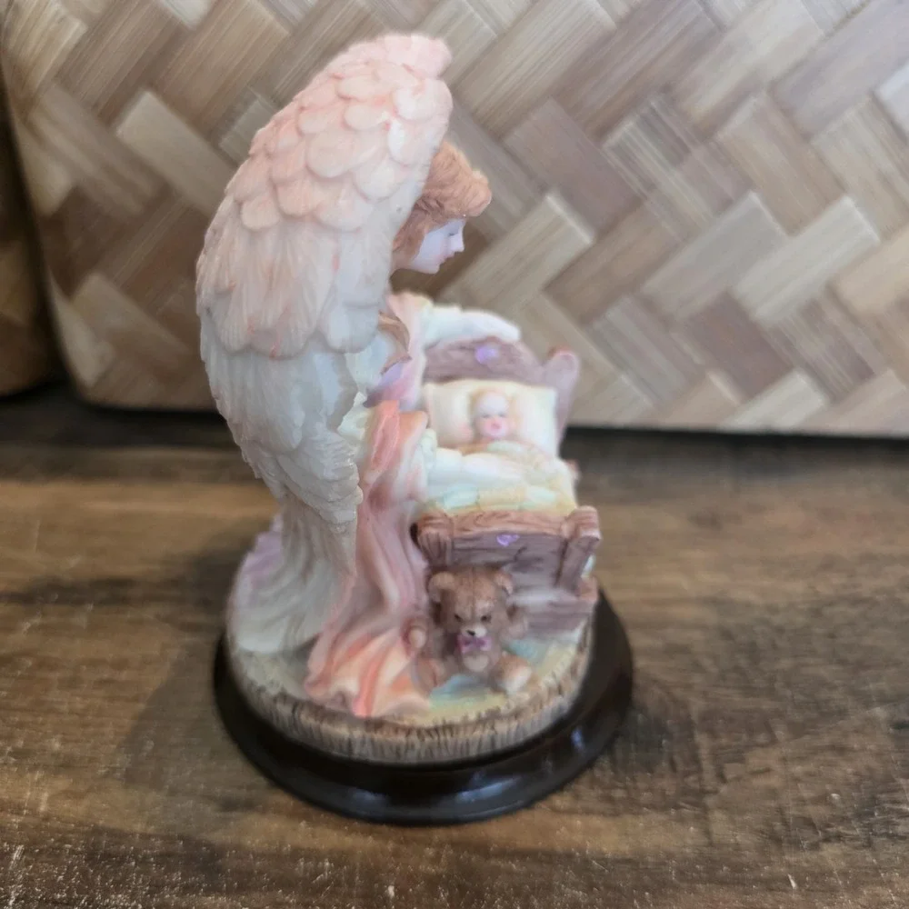 Gift Collection Kneeling Angel on Wood Base Christmas Decor‎ Baby Jesus Ceramic